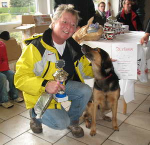 Siehste Frauchen, ich bin der Zweitschnste hier :o)